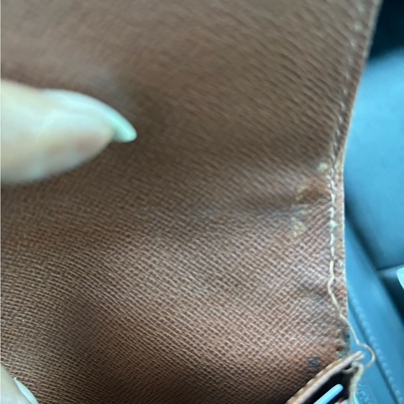 Authentic Lv wallet long - Picture 6 of 16